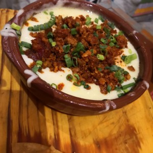 Queso Fundido con chorizo