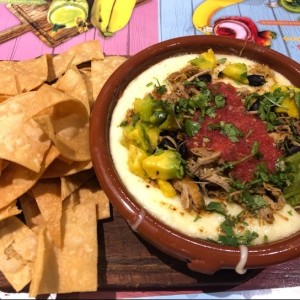 Queso fundido ?Carnitas? (simple)