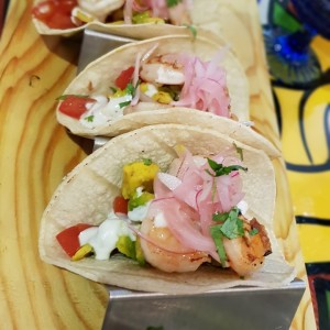 Tacos con camarones