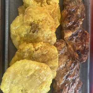 Pechugas de pollo con patacones