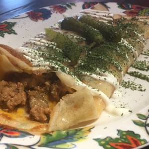 Blini (Carne, Queso, Hongo)