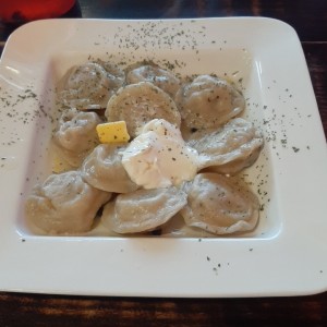 pelmeni con smetana