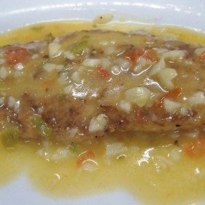 Corvina al ajillo