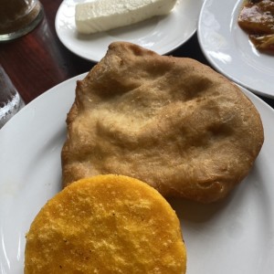 Tortilla y Hojaldre