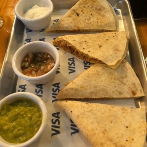 LA BIKINA - Quesadillas