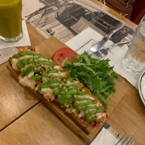 Bruschetta con tomate