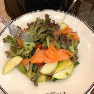 Ensalada de salmon!! Recomendada 