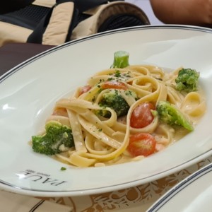 Fetuccini con Salmon