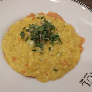 Risotto con Salmon y Langostinos al Limoncello