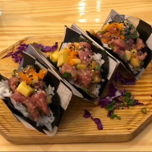 Poke tacos