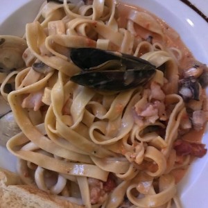 Pasta AglioRosso