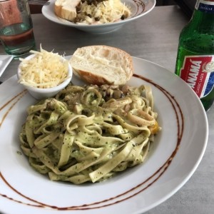 pasta: Dos amigos divertidos