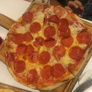 pizza de peperonni 