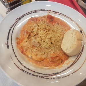 Ravioli con salmon