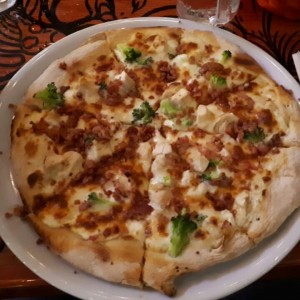 Pizza carbonara