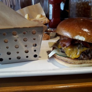 Cheese Bacon Burger