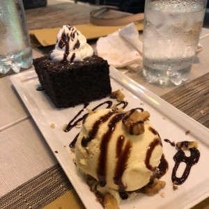 brownie con Helado