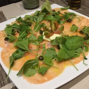 Carpaccio de salmon