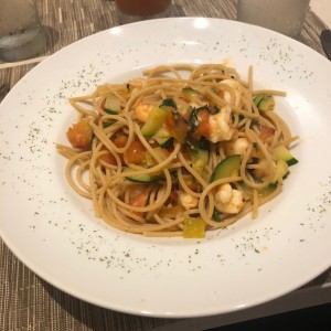 Linguini con langostinos