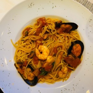 linguini frutti di mare