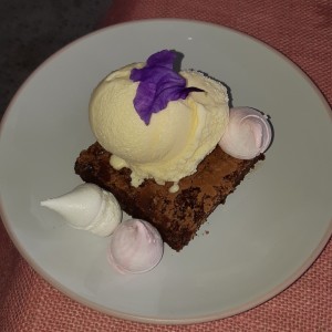 Brownie con Helado