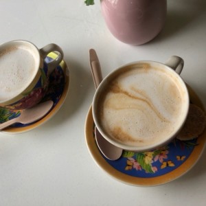 capuccino y chai tea