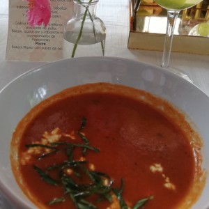 sopa de tomate