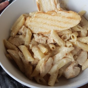 penne alfredo