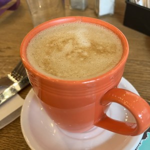 Capuchino con leche de almendras