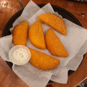 platter de empanadas