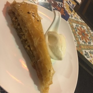 POSTRES - BAKLAVA