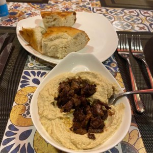 humus con carne 