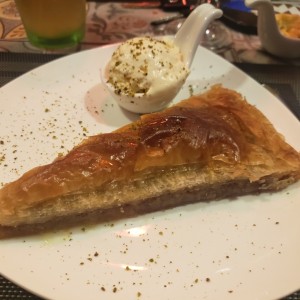 POSTRES - BAKLAVA