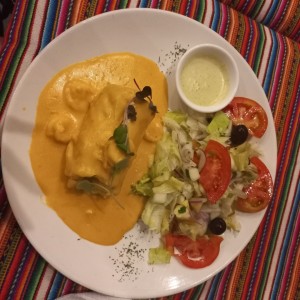 Corvina Rellena de Langostinos