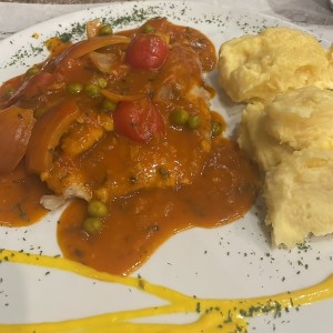 Corvina a la Chorrillana