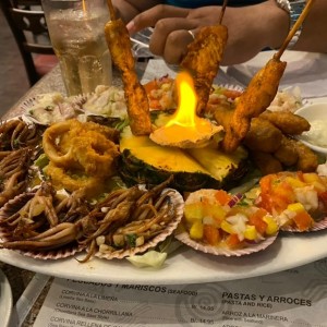 Piqueo Especial De Mariscos Nazca 21