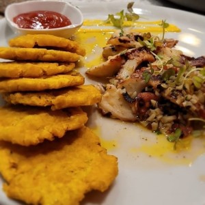 Pulpo al Ajillo