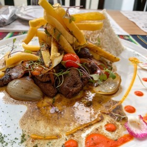 Lomo Saltado