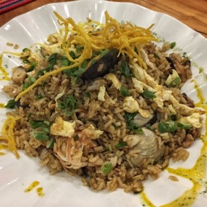 Arroz Chaufa con Mariscos