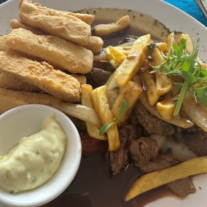 Lomo Saltado