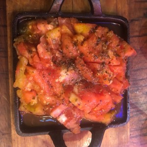 Tomate a la parrilla machacado