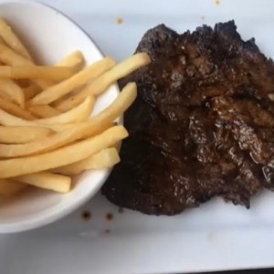 vacio con papas fritas