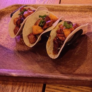 Tacos al pastor 