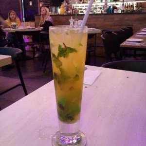 Mixologia - Mojito de Maracuya.