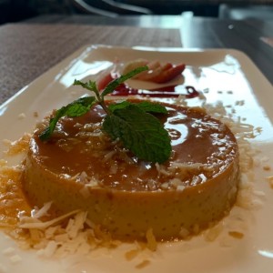 POSTRE - FLAN DE COCO