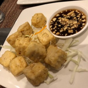 ENTRADAS - CRISPY TOFU