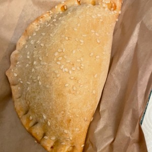 empanada queso prensado