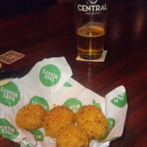 Cheesy Balls