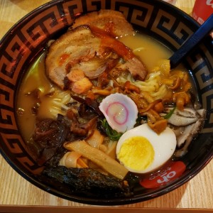 Karai Tonkotsu