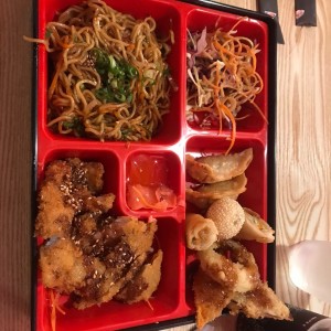 bento box cerdo